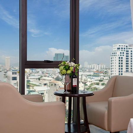 Golden Line Hotel Danang Экстерьер фото