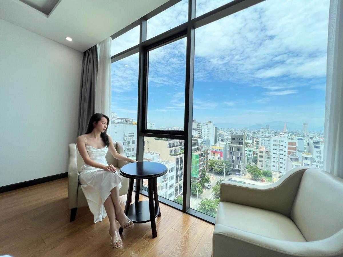 Golden Line Hotel Danang Экстерьер фото