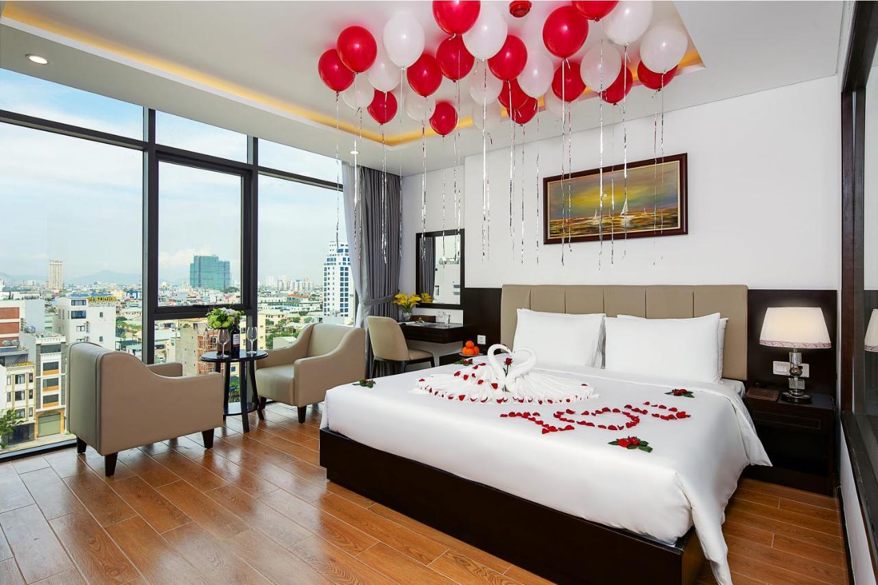 Golden Line Hotel Danang Экстерьер фото