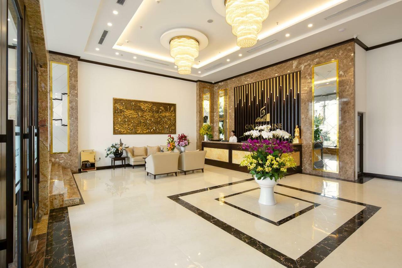 Golden Line Hotel Danang Экстерьер фото